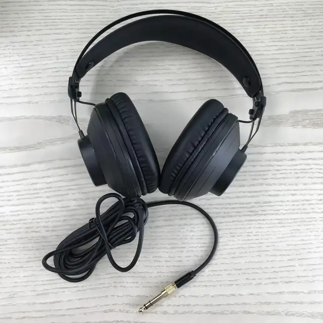 Ecouteur stéréo avec bas reduction de bruit